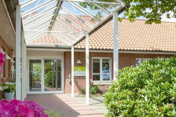Eingang des Pflegeheims Haus am Mühlenteich